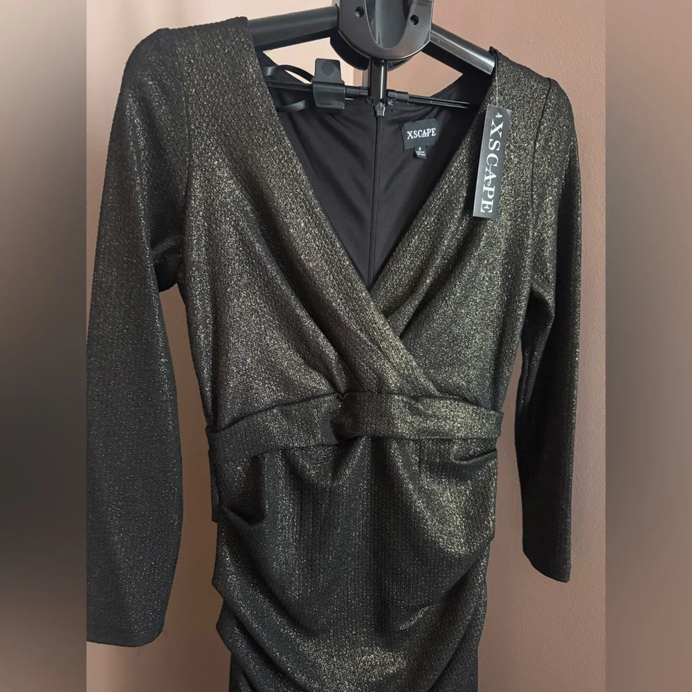 NWT Xscape Black and Gold Shimmer V Neck Gown - Picture 5 of 7